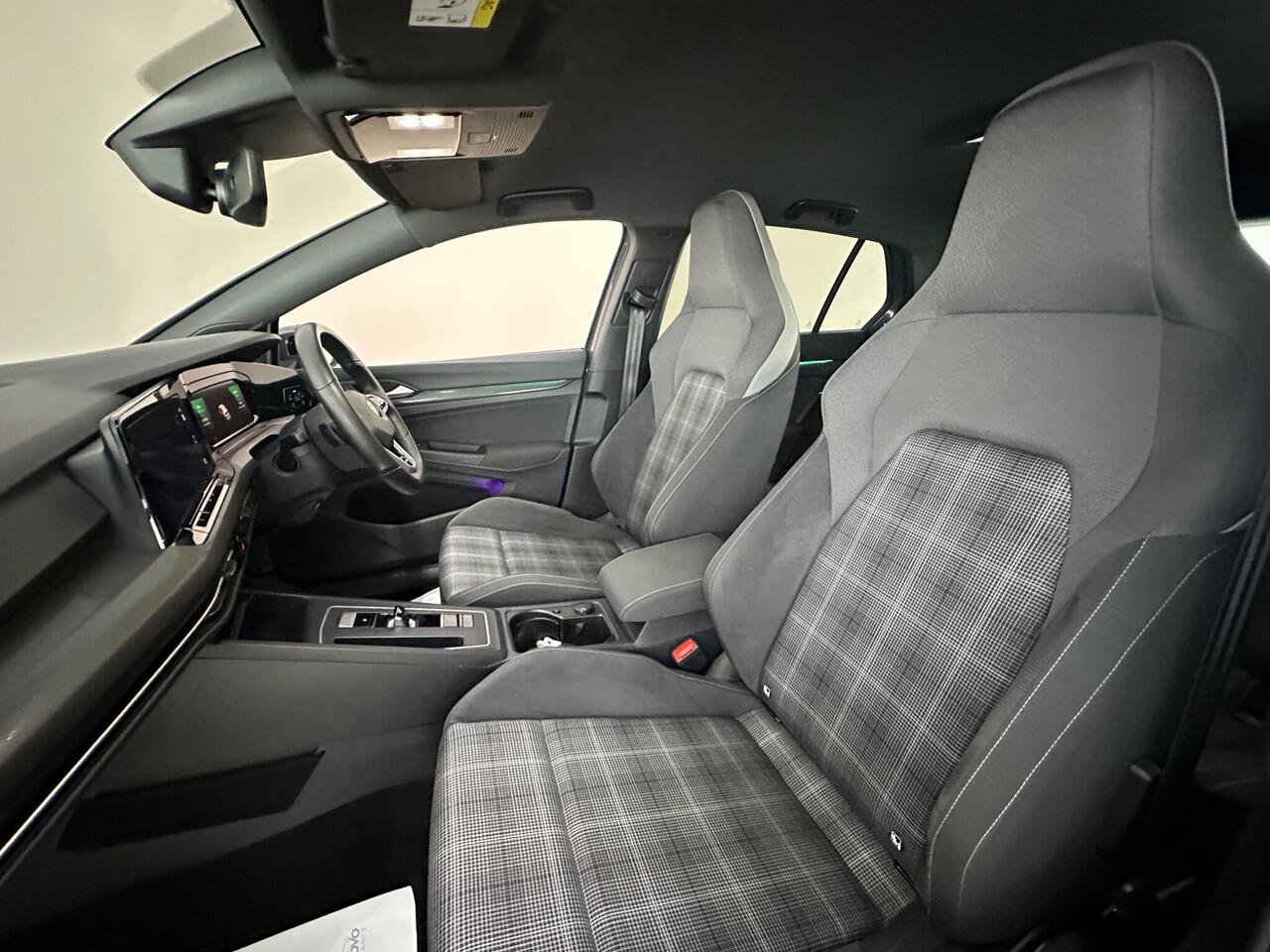 Volkswagen Golf DF70SFV