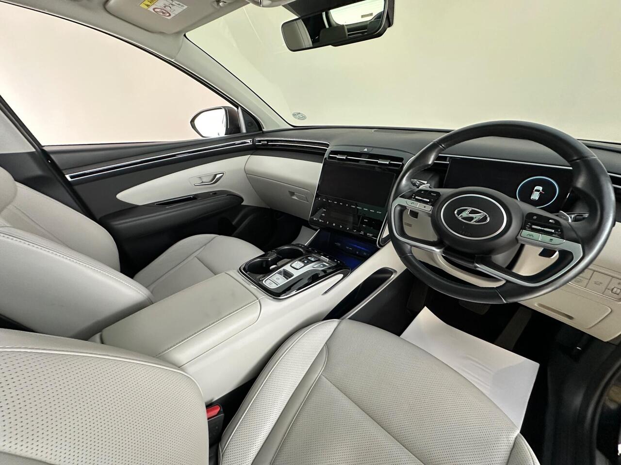 Hyundai TUCSON AX22AYS