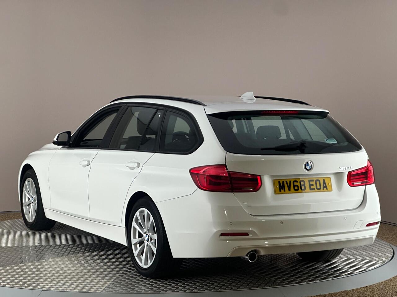 BMW 3 Series MV68EOA