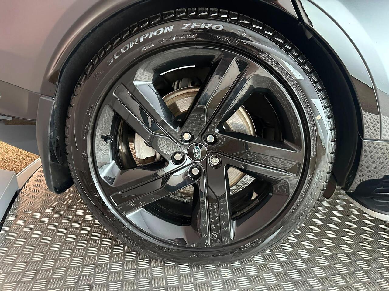 Land Rover Discovery FX22SEY
