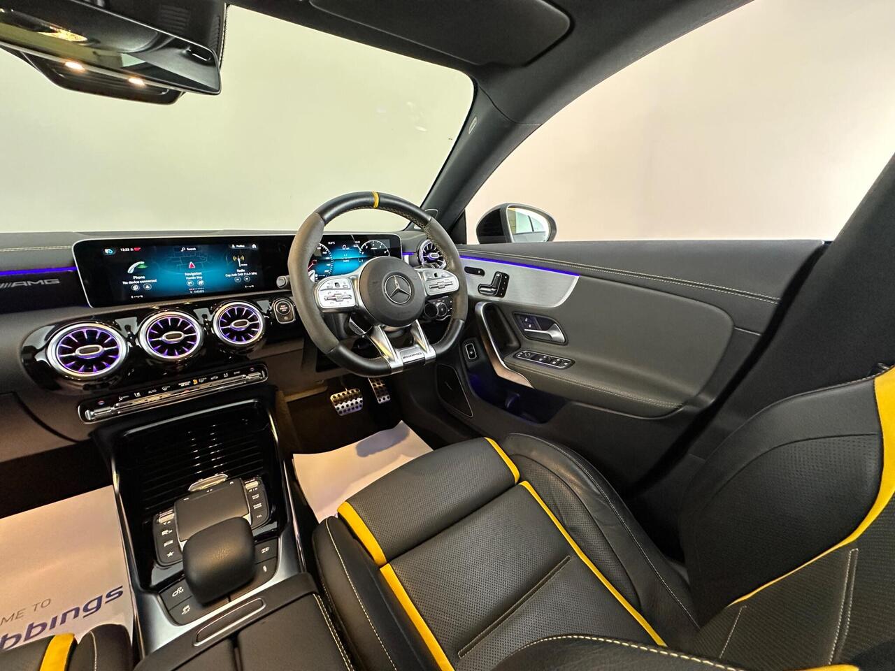 Mercedes-Benz CLA WR69HGN