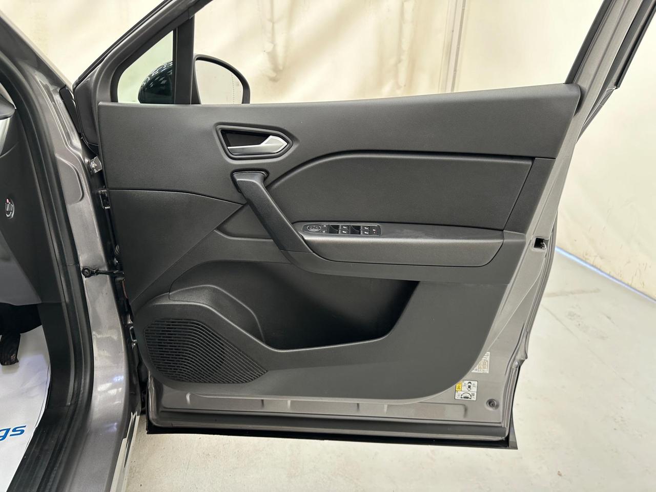 Renault Captur NL22YHZ
