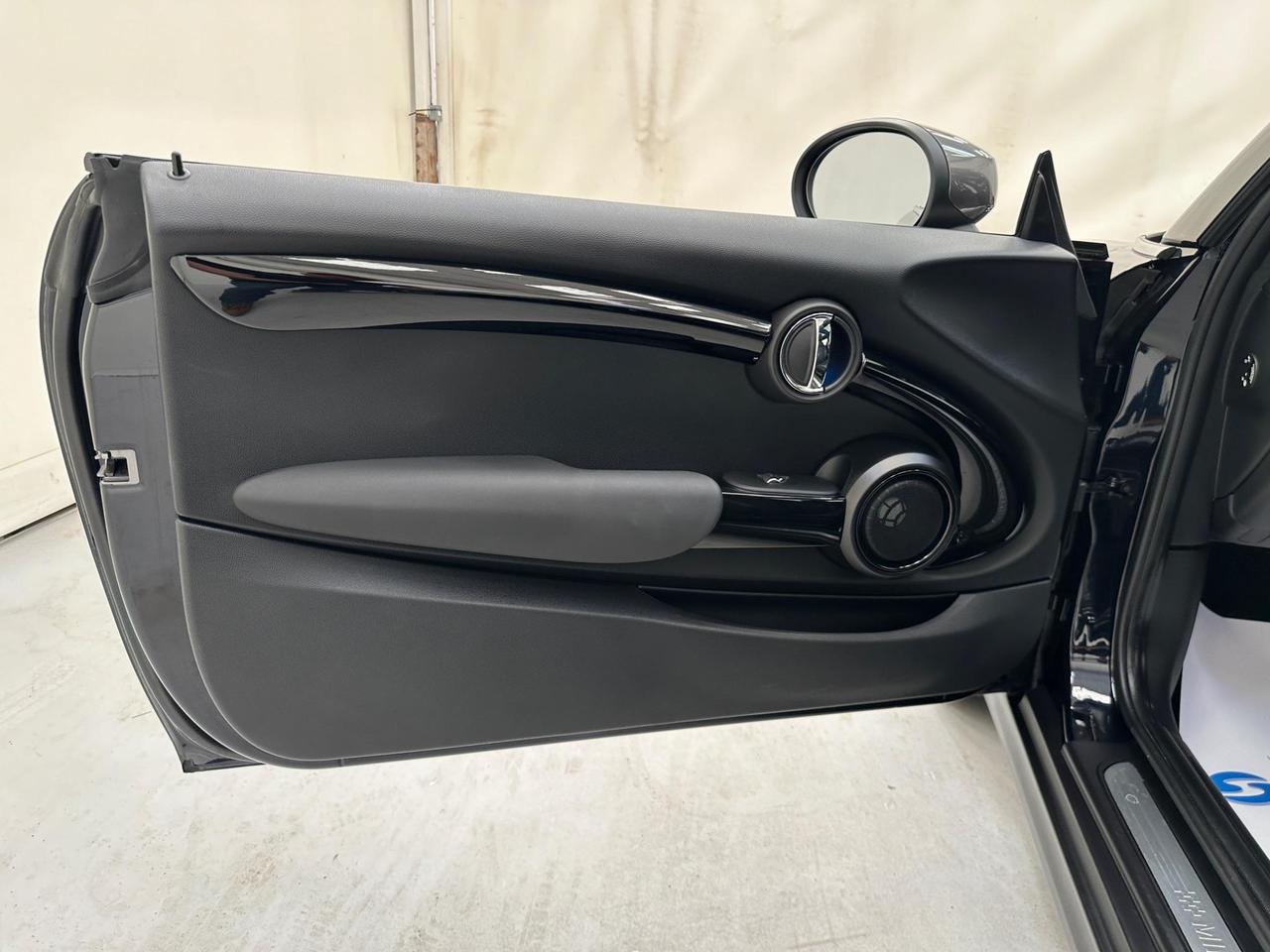MINI Electric Hatch AK20FZV