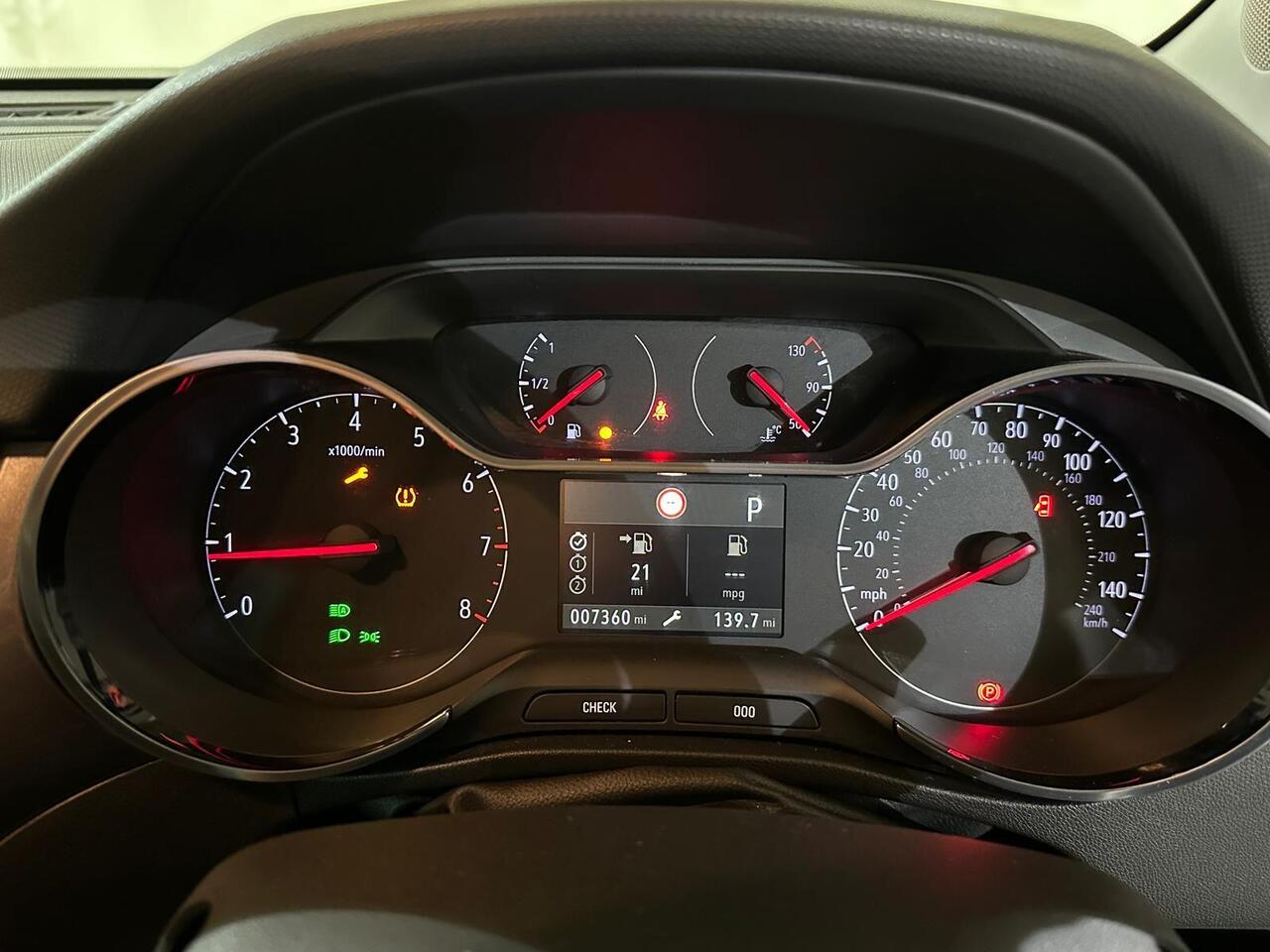 Vauxhall Crossland KM71XHO