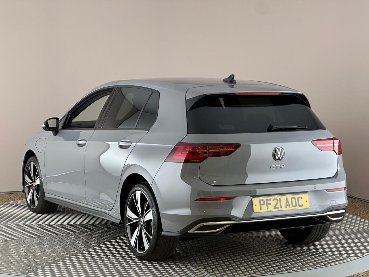 Volkswagen Golf PF21AOC