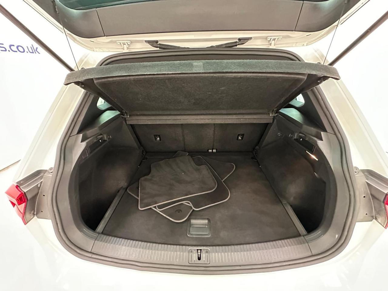 Volkswagen Tiguan AV66NHY