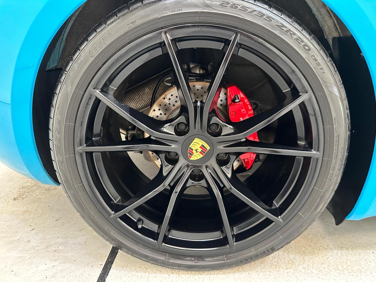 Porsche 718 Cayman AF19HFM
