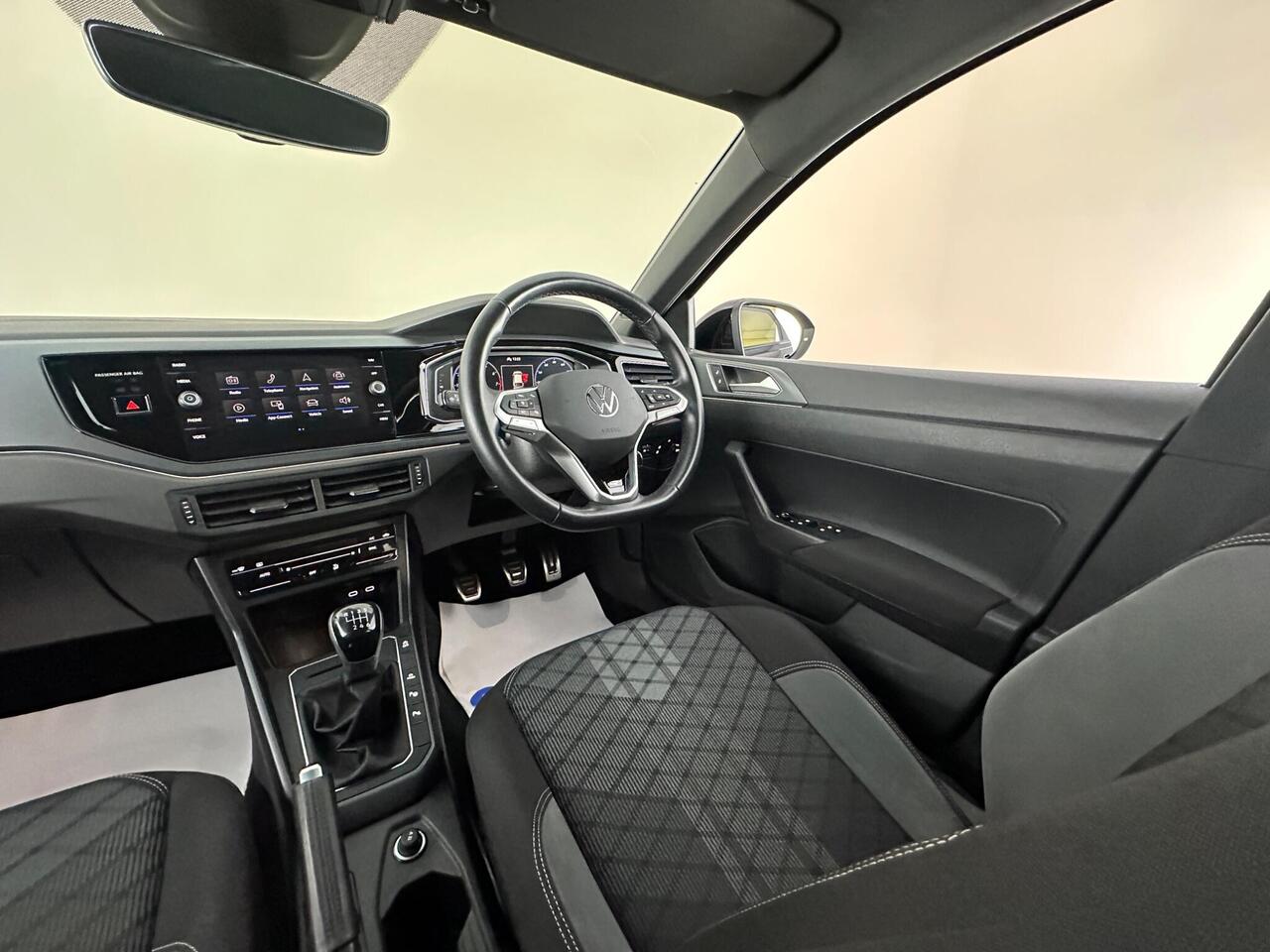 Volkswagen Taigo VN23YAF