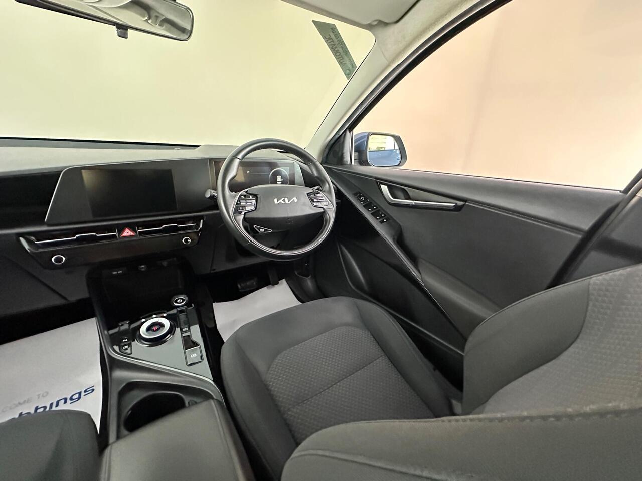 Kia Niro LS73XAX