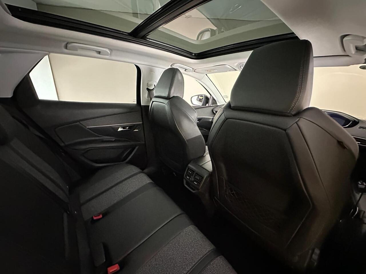 Peugeot 3008 MJ17EHF