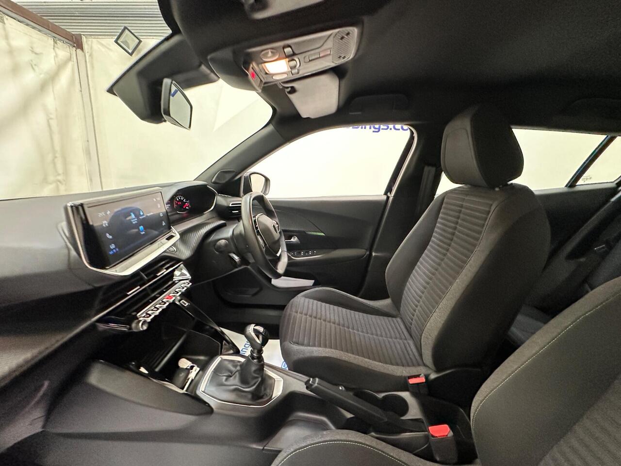 Peugeot 2008 NJ73VFT