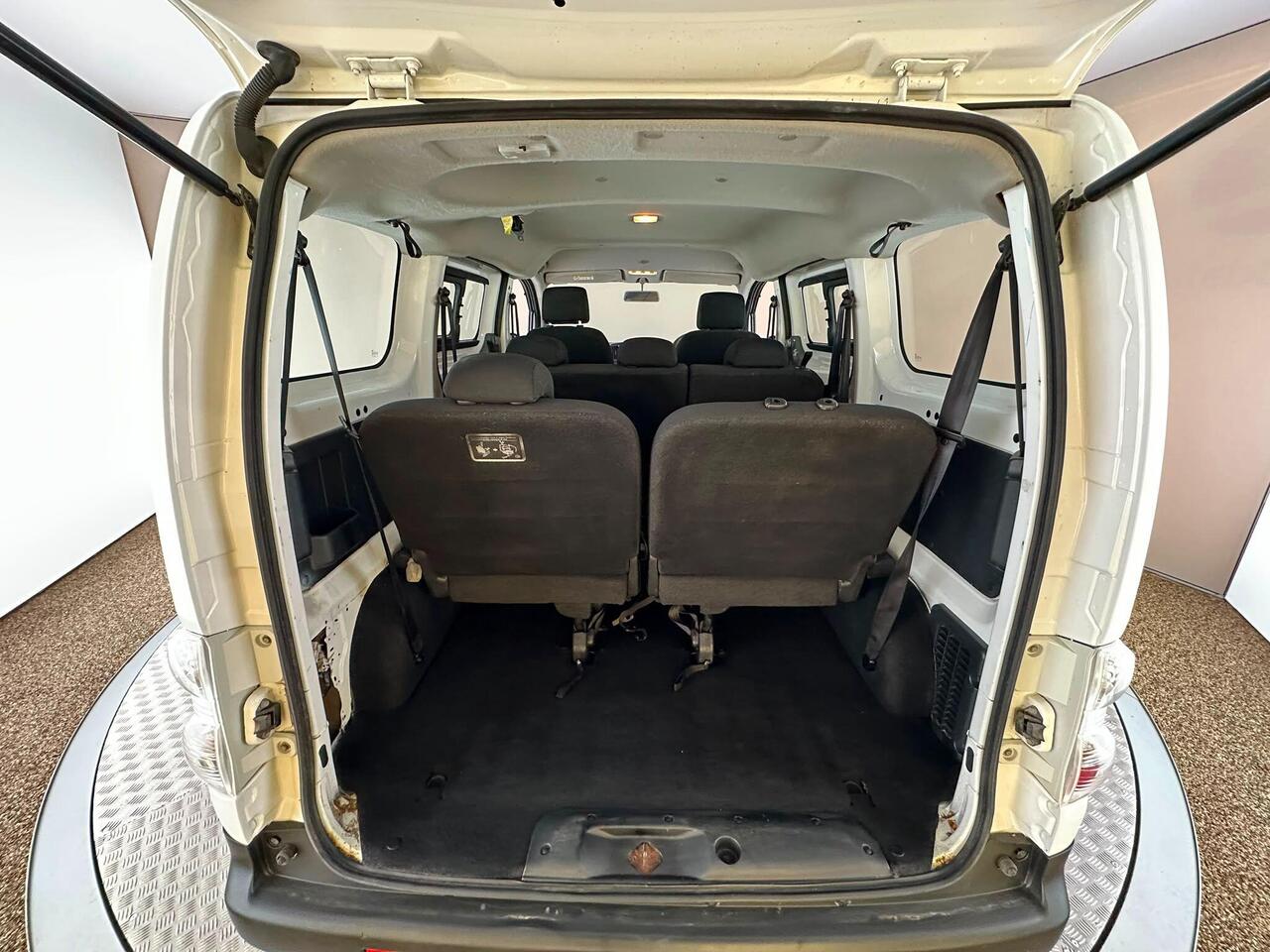 Nissan e-NV200 DL69EAY