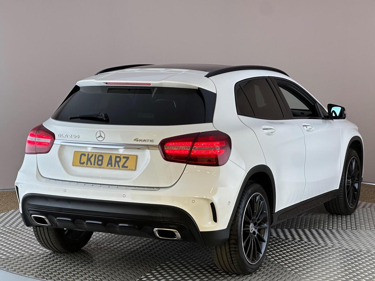 Mercedes-Benz GLA CK18ARZ
