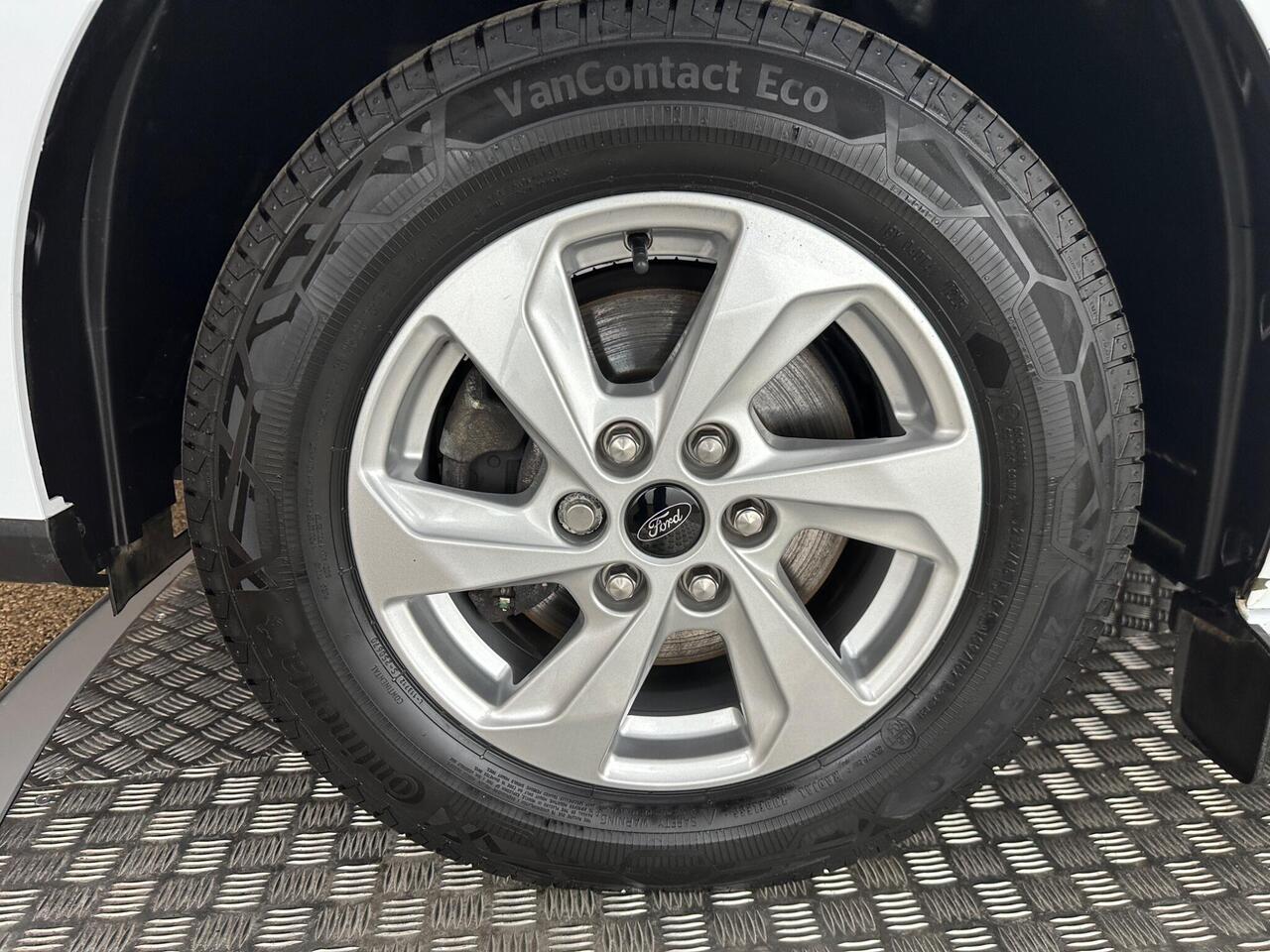 Ford Tourneo Custom EN24FSZ