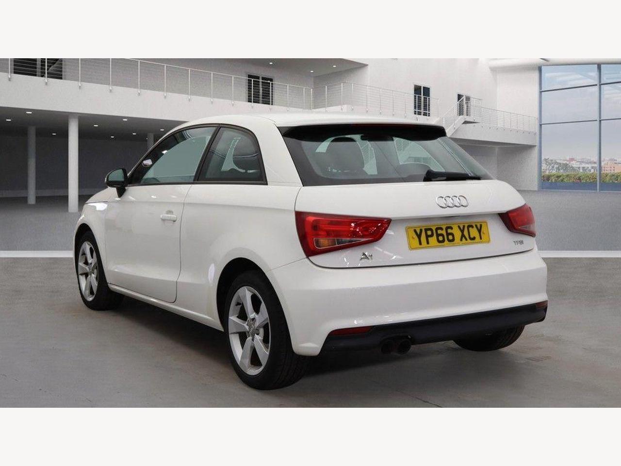 Audi A1 YP66XCY