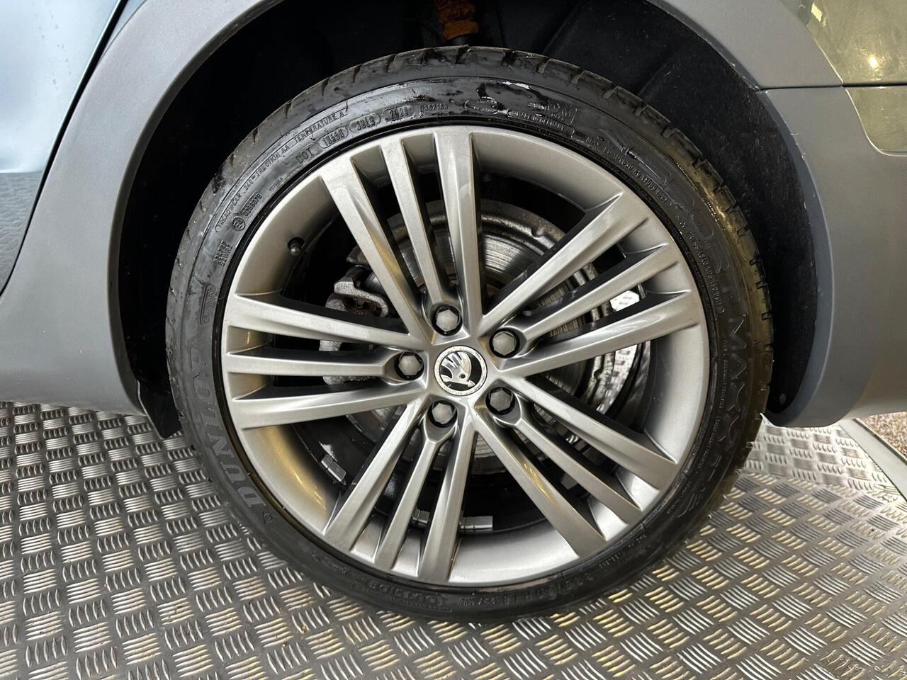 Skoda Superb AF64PCO