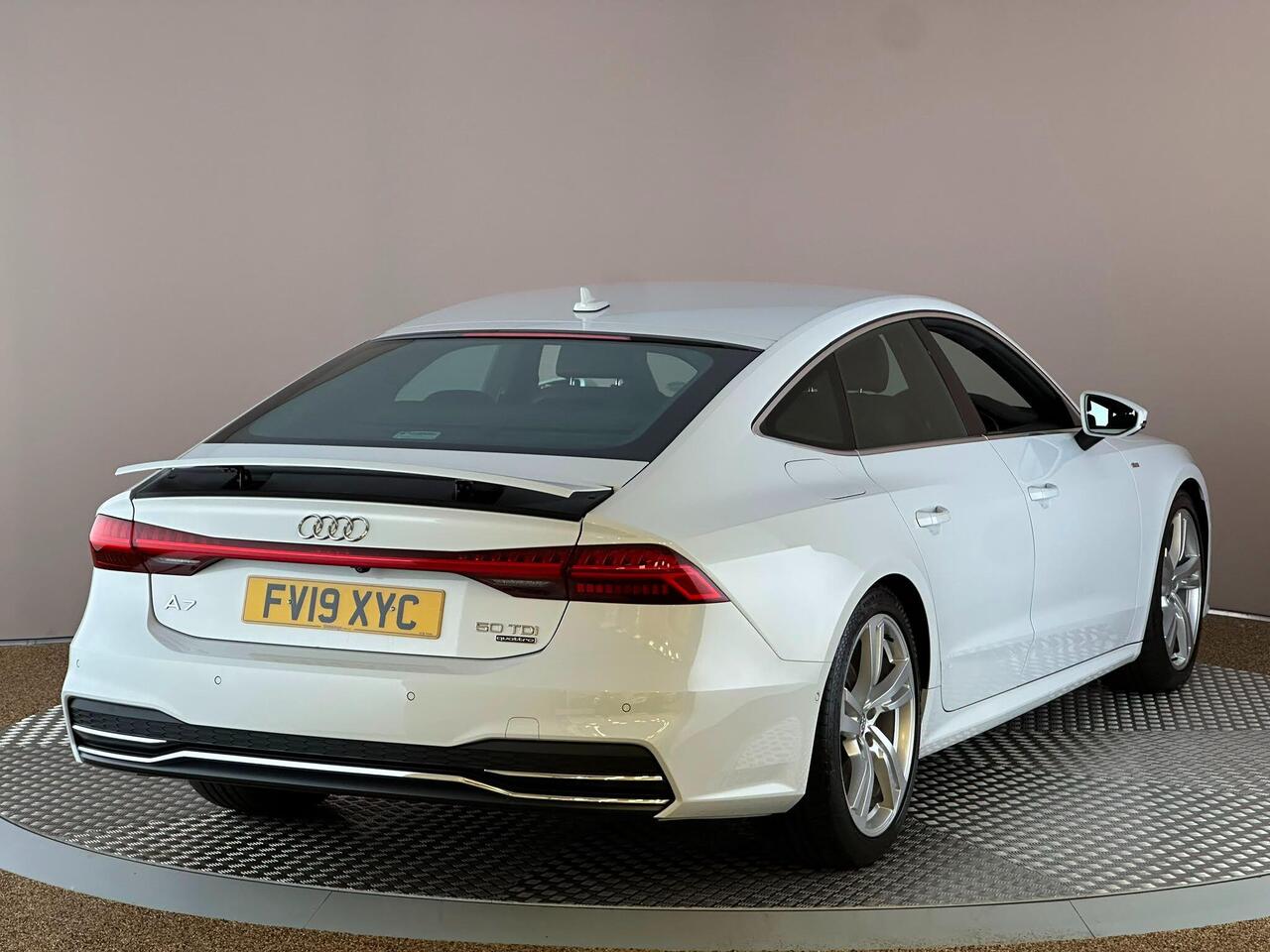 Audi A7 FV19XYC