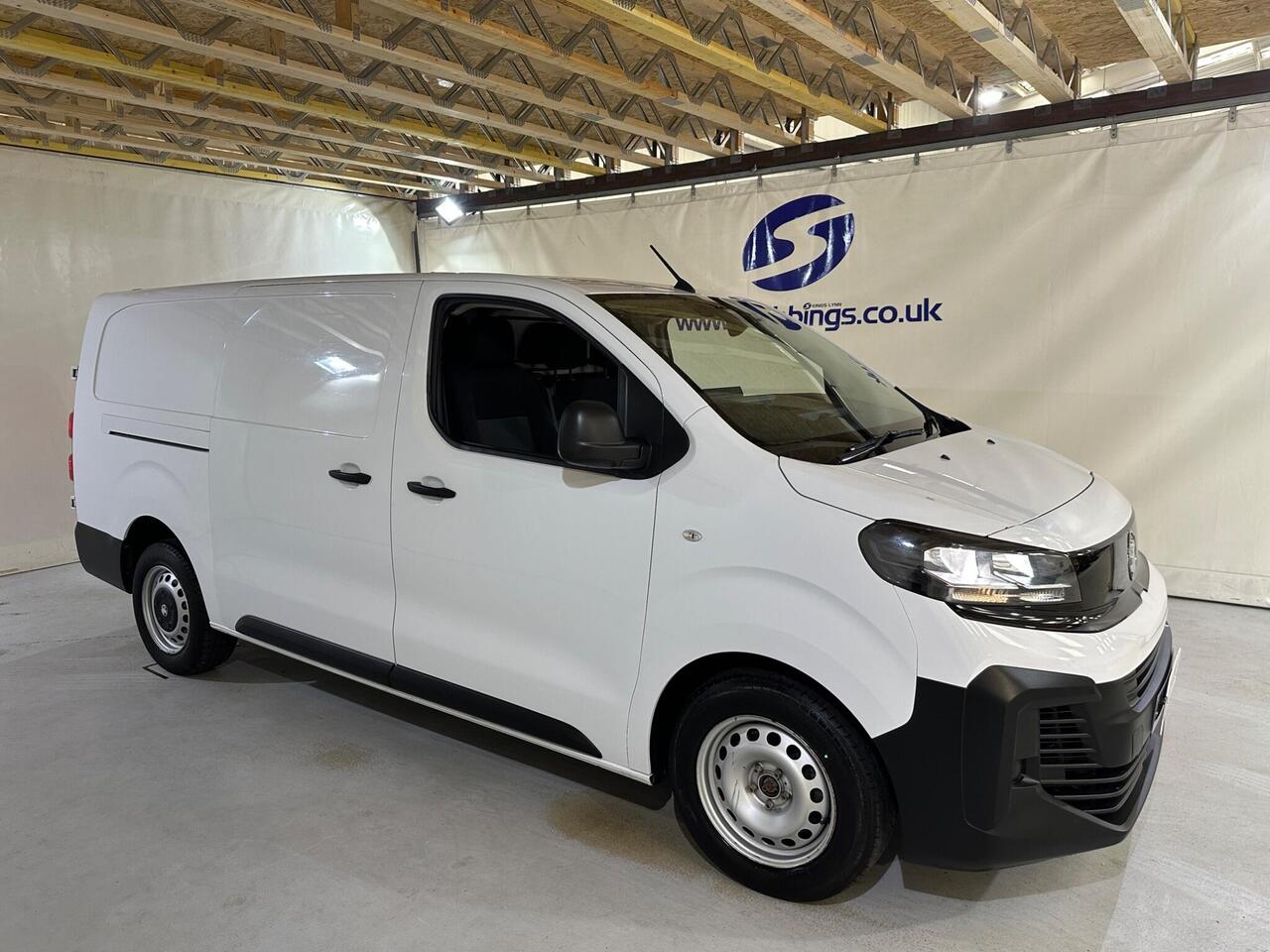 Vauxhall Vivaro DN24YLM