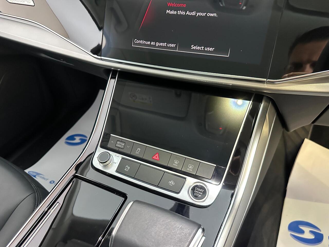 Audi Q7 GX22WMM