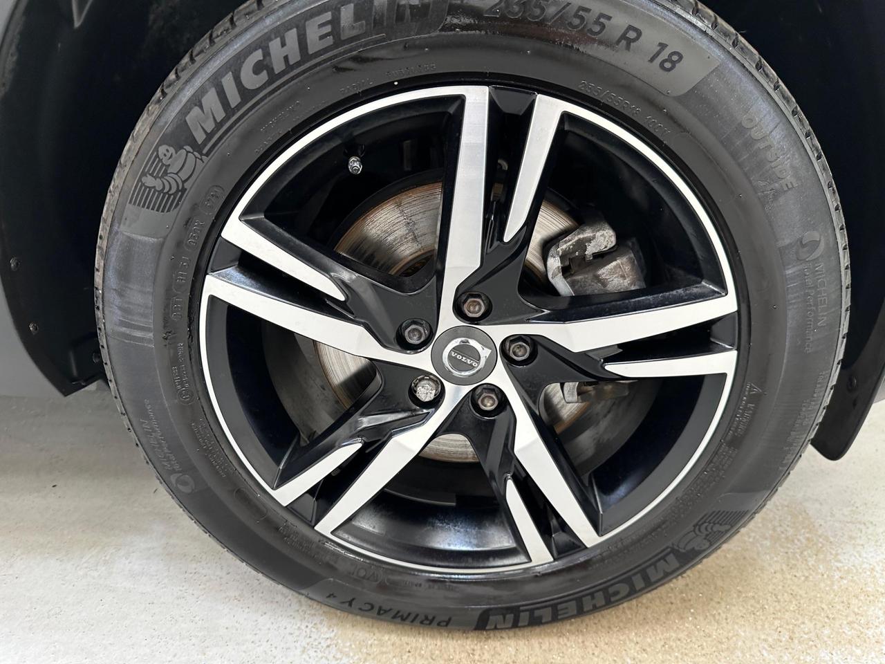 Volvo XC40 YP71ZVR