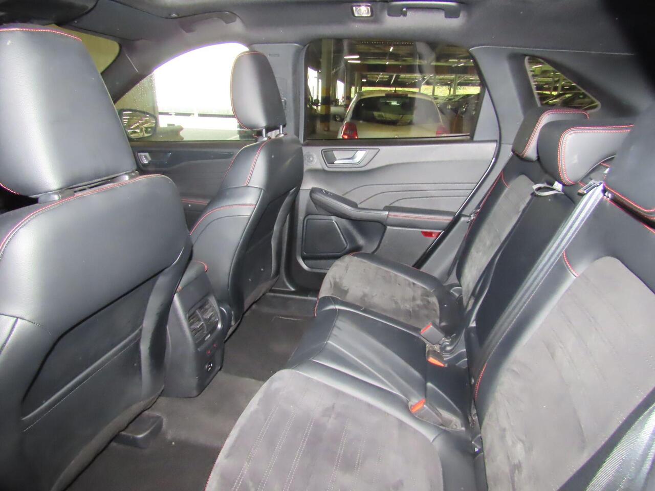 Ford Kuga AX72EUV
