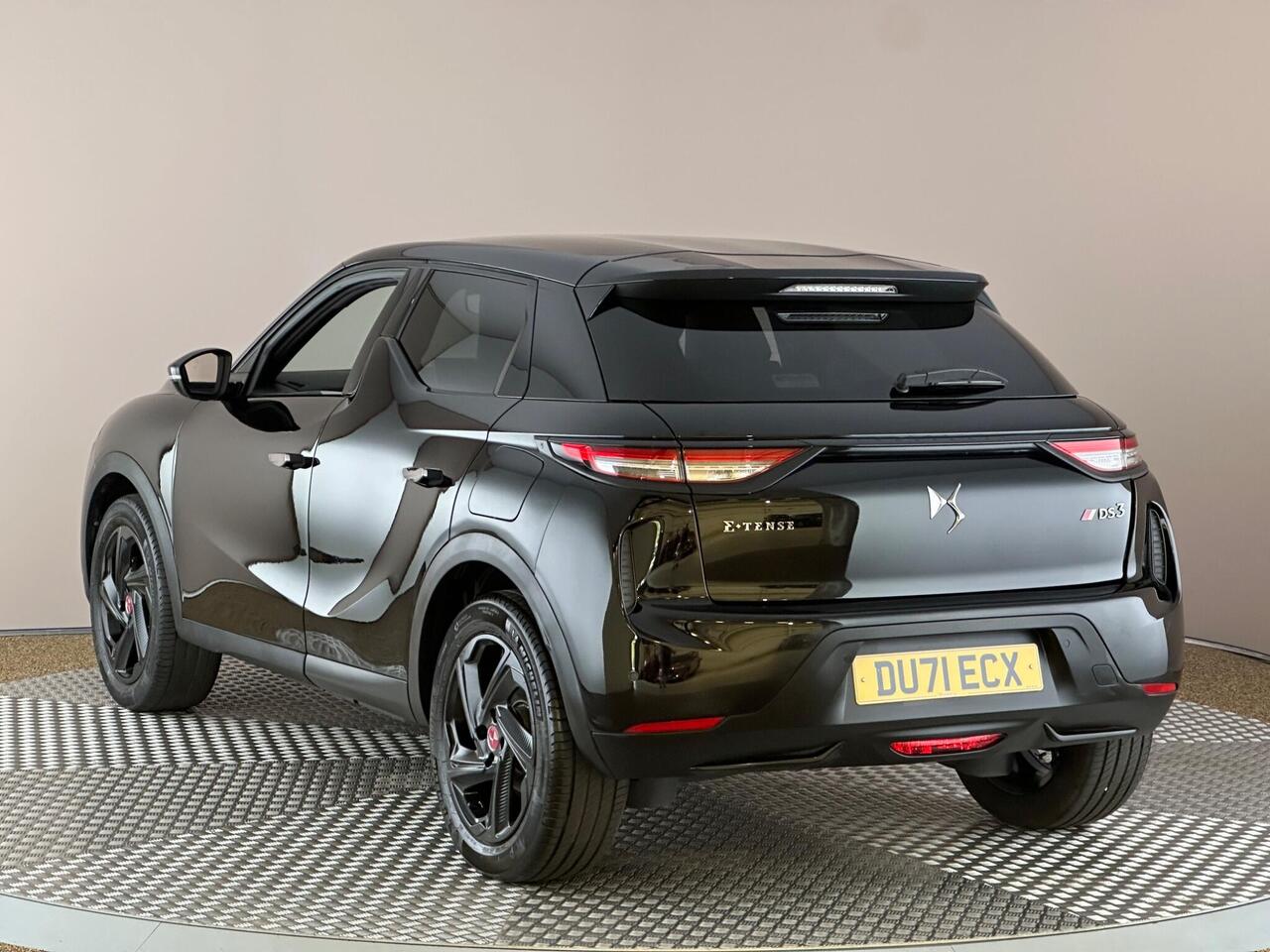 DS AUTOMOBILES DS 3 CROSSBACK DU71ECX