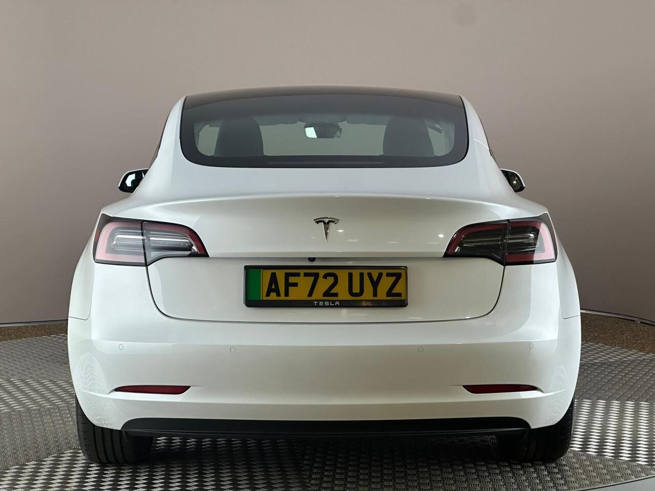 Tesla Model 3 AF72UYZ