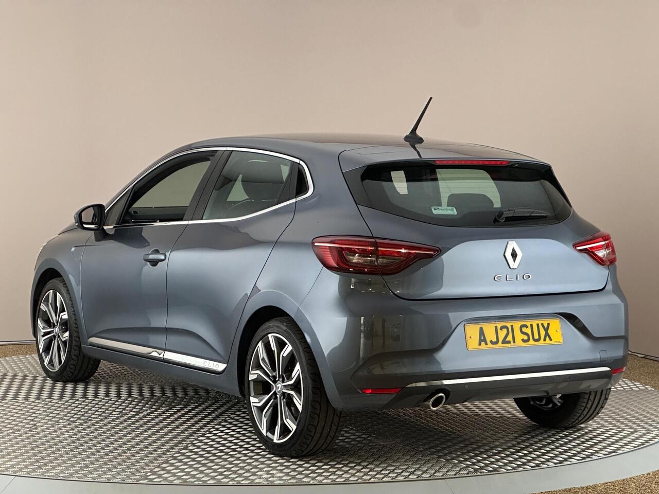 Renault Clio AJ21SUX