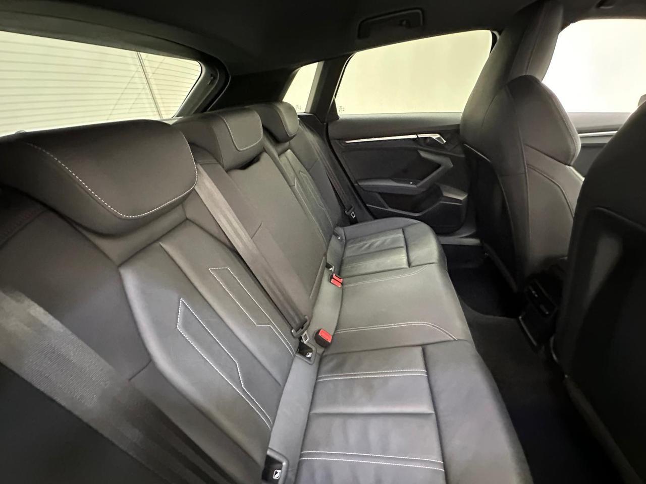 Audi A3 YE21XNF