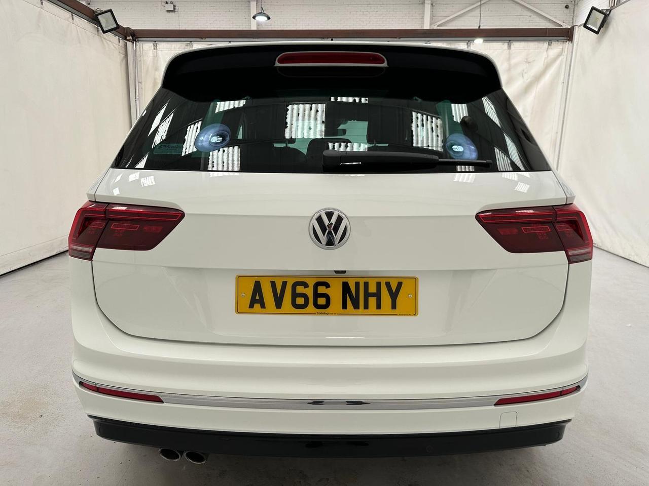Volkswagen Tiguan AV66NHY