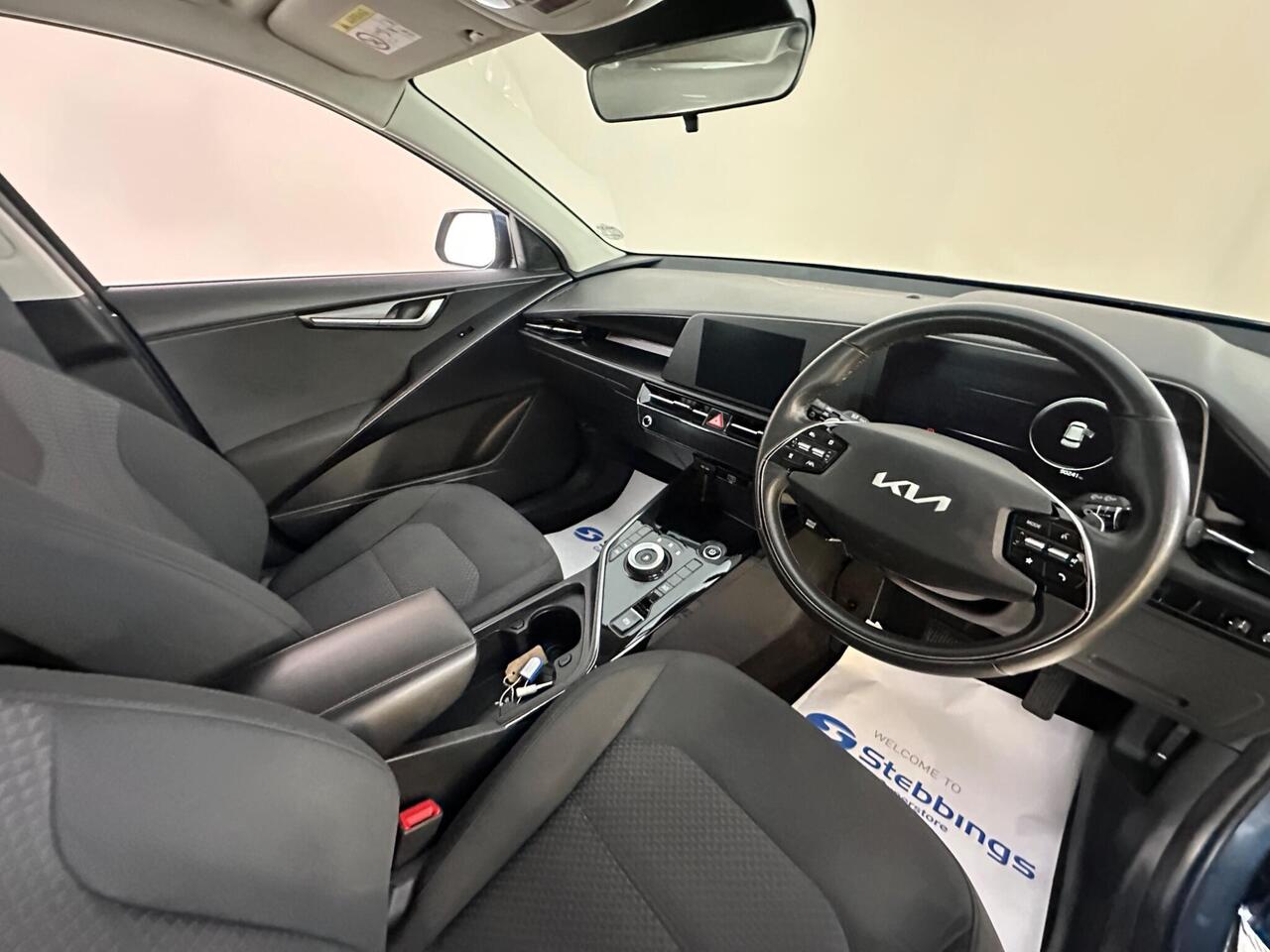 Kia Niro LS73XAX