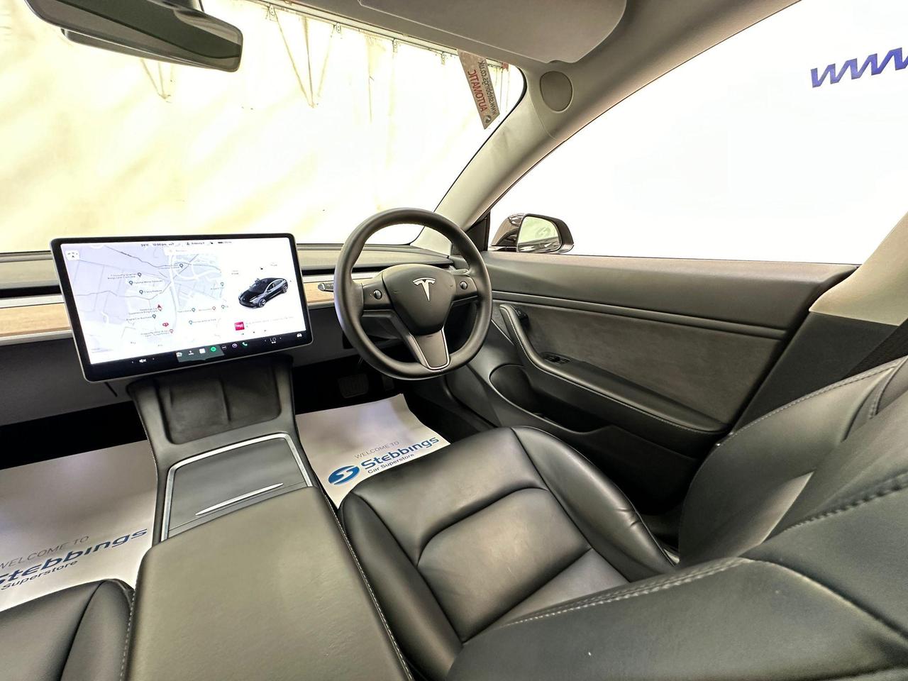 Tesla Model 3 LC70ZRV