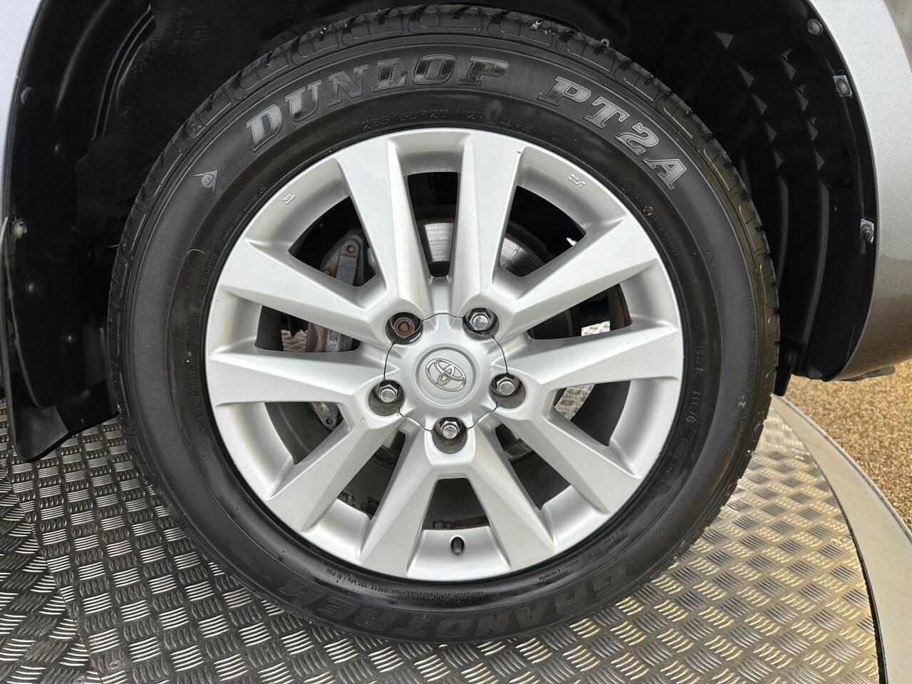 Toyota Land Cruiser GX13LVH