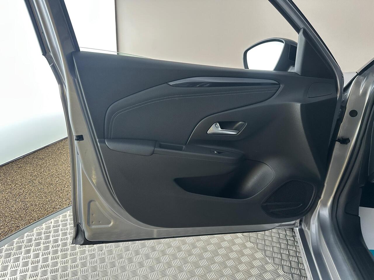 Vauxhall Corsa LP69VDX