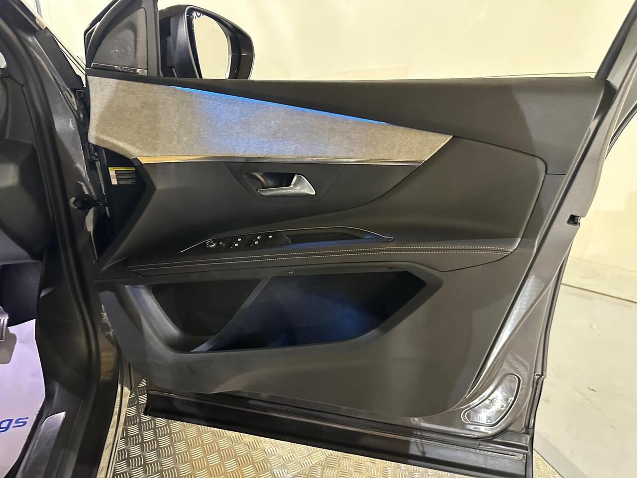 Peugeot 5008 AK72JYE