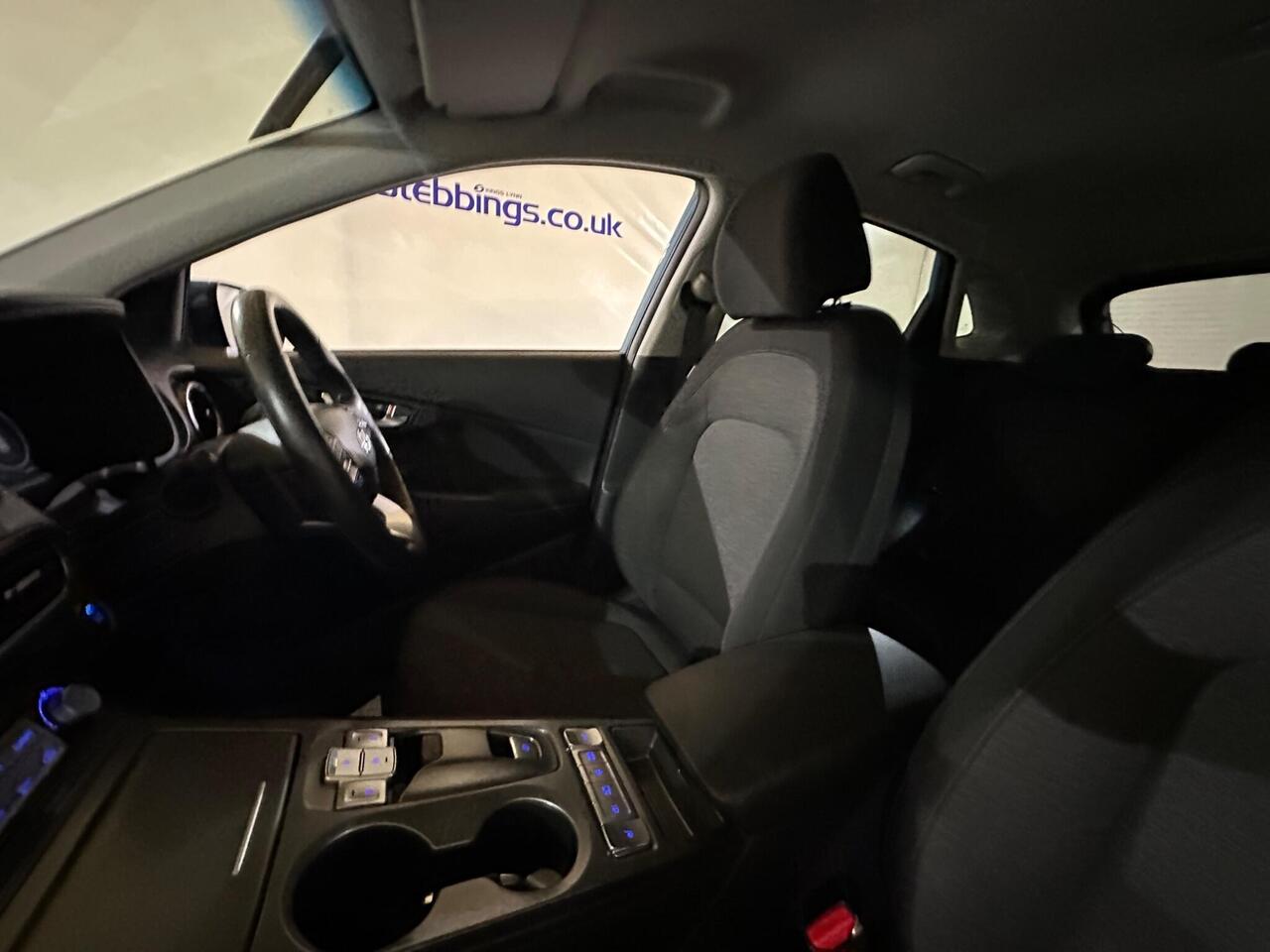 Hyundai KONA CA22BUE