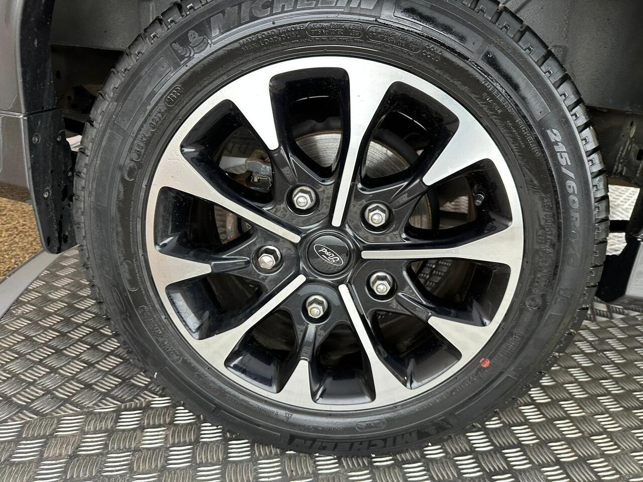 Ford Transit Custom AF72ZKU