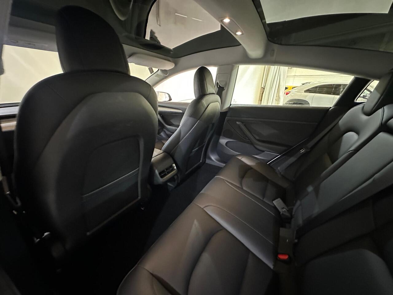 Tesla Model 3 MA71ZTX