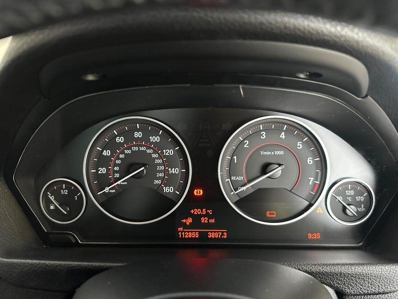 BMW 3 Series YK67SMX