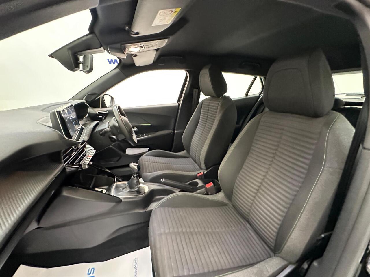 Peugeot 2008 NJ73VFT