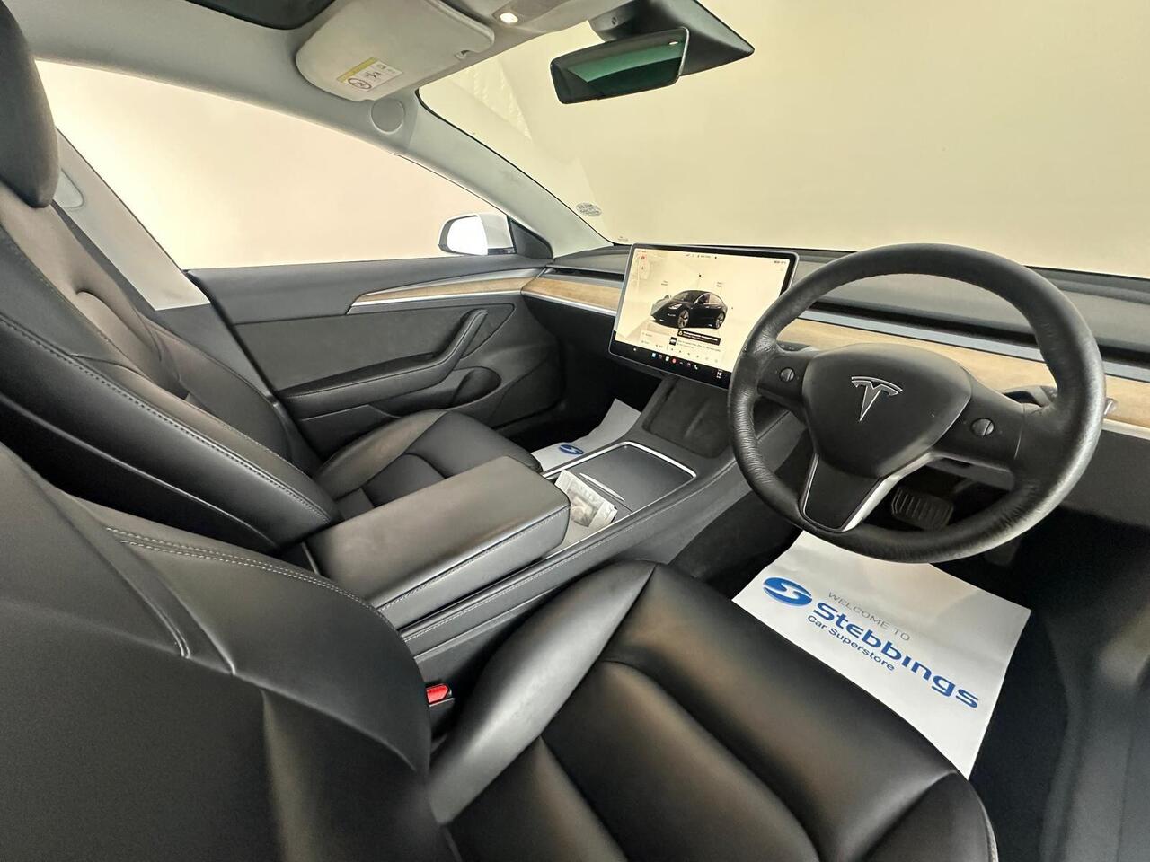 Tesla Model 3 AF72VNT