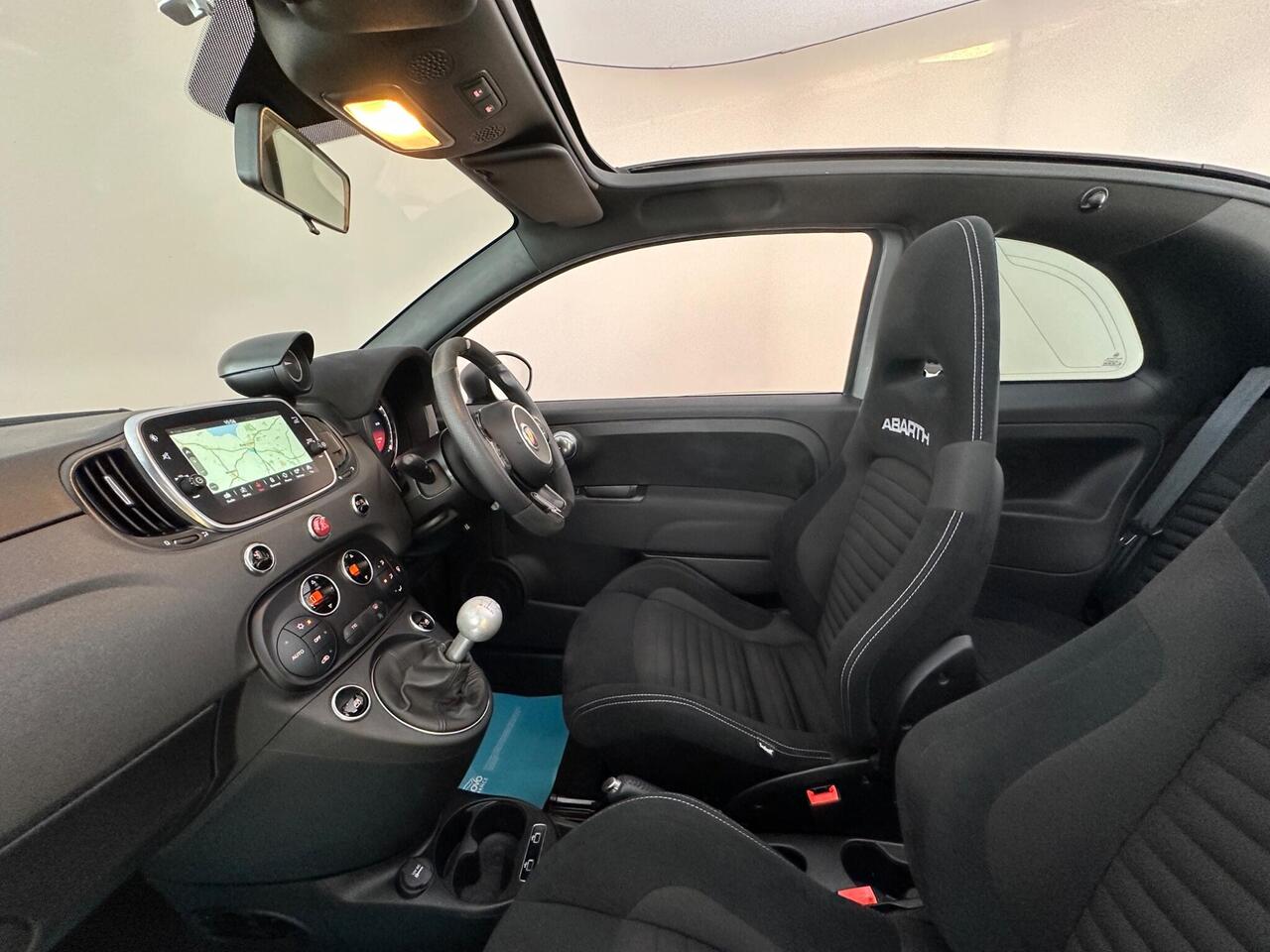 Abarth 595C RO22DDX