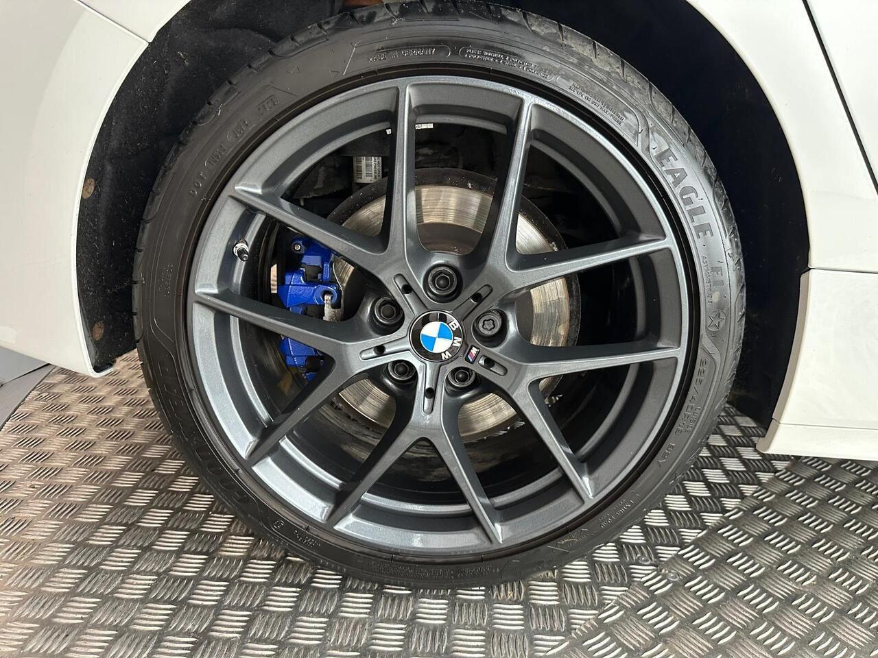 BMW 1 Series AY73LHJ