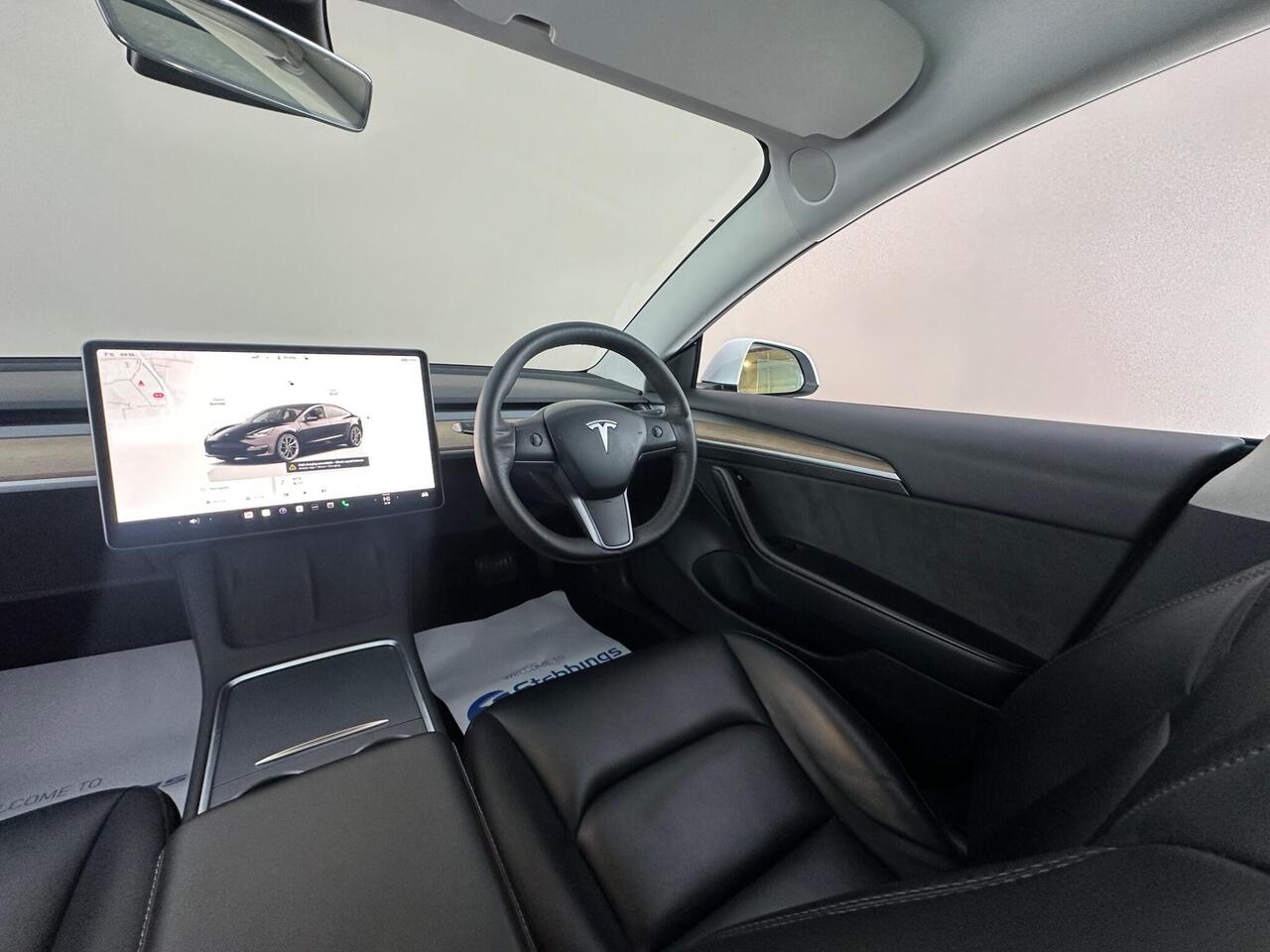 Tesla Model 3 AF72VLG