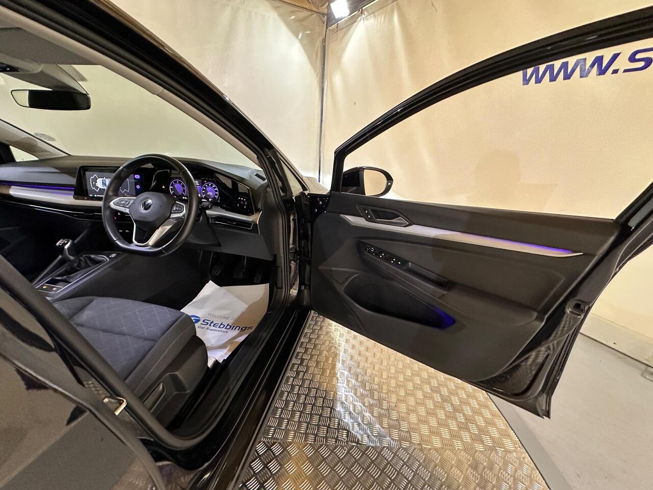 Volkswagen Golf EN21XYJ