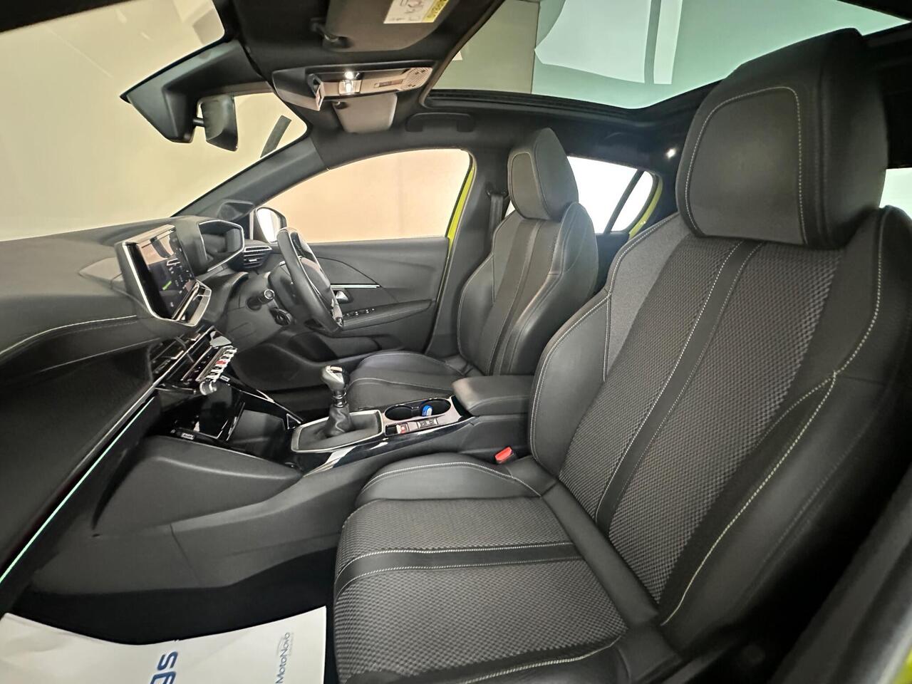 Peugeot 208 FL24CFM