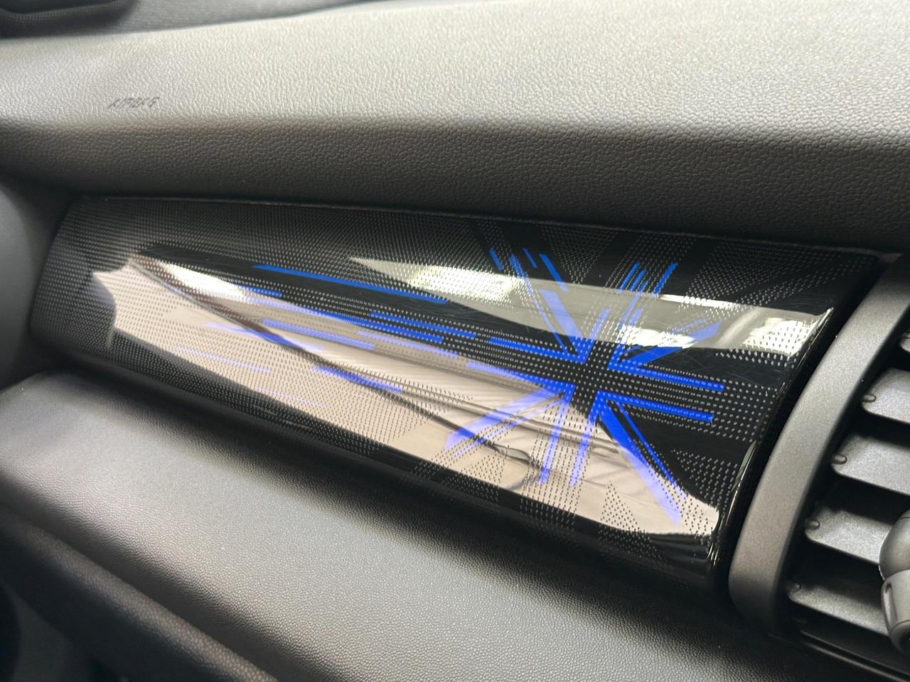 MINI Electric Hatch AK20FZV