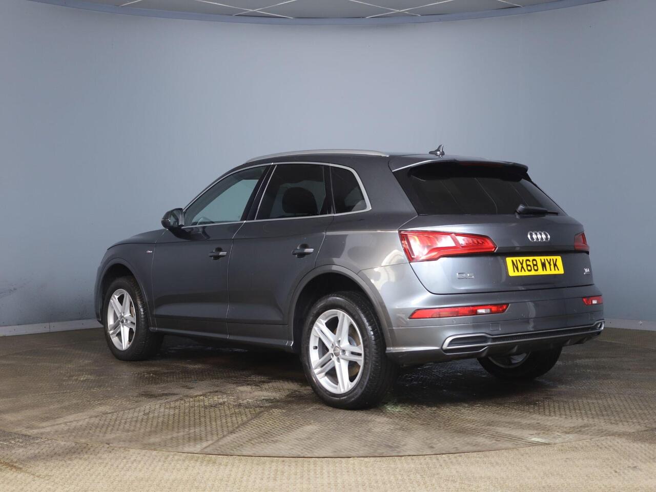 Audi Q5 NX68WYK