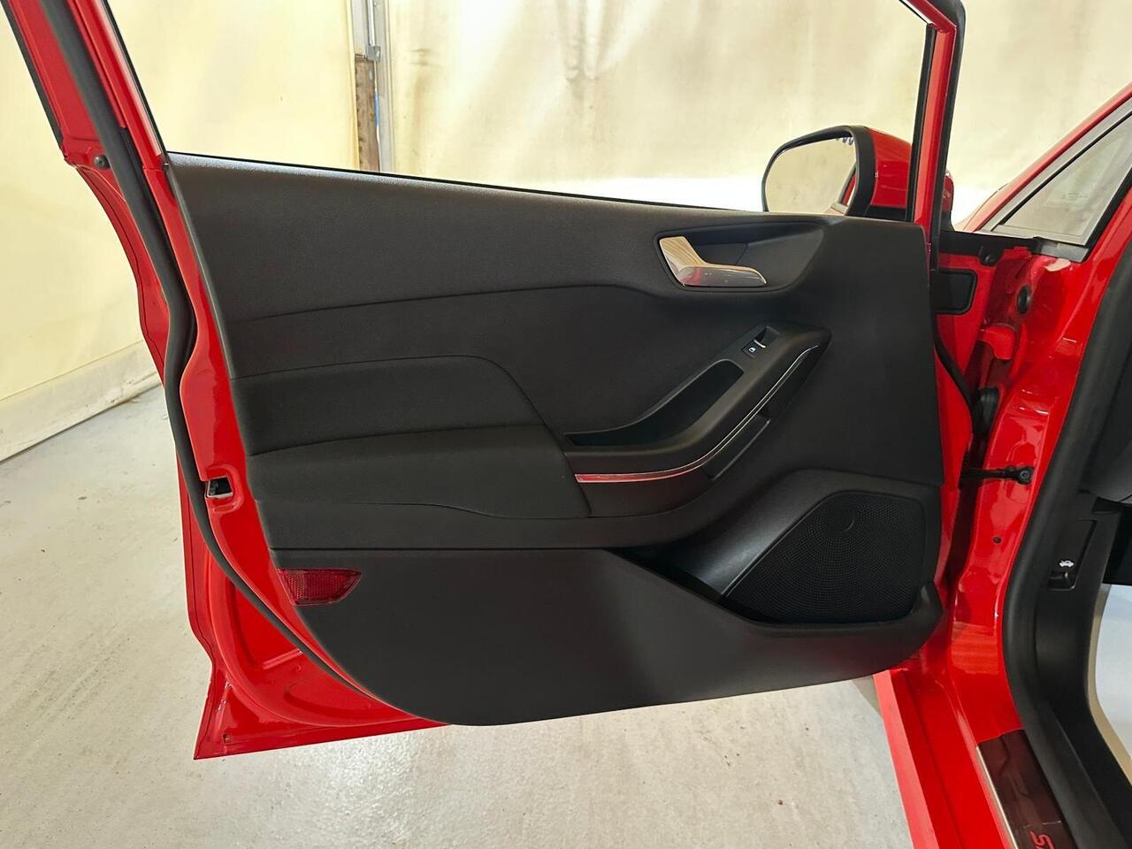 Ford Fiesta FG70XNT