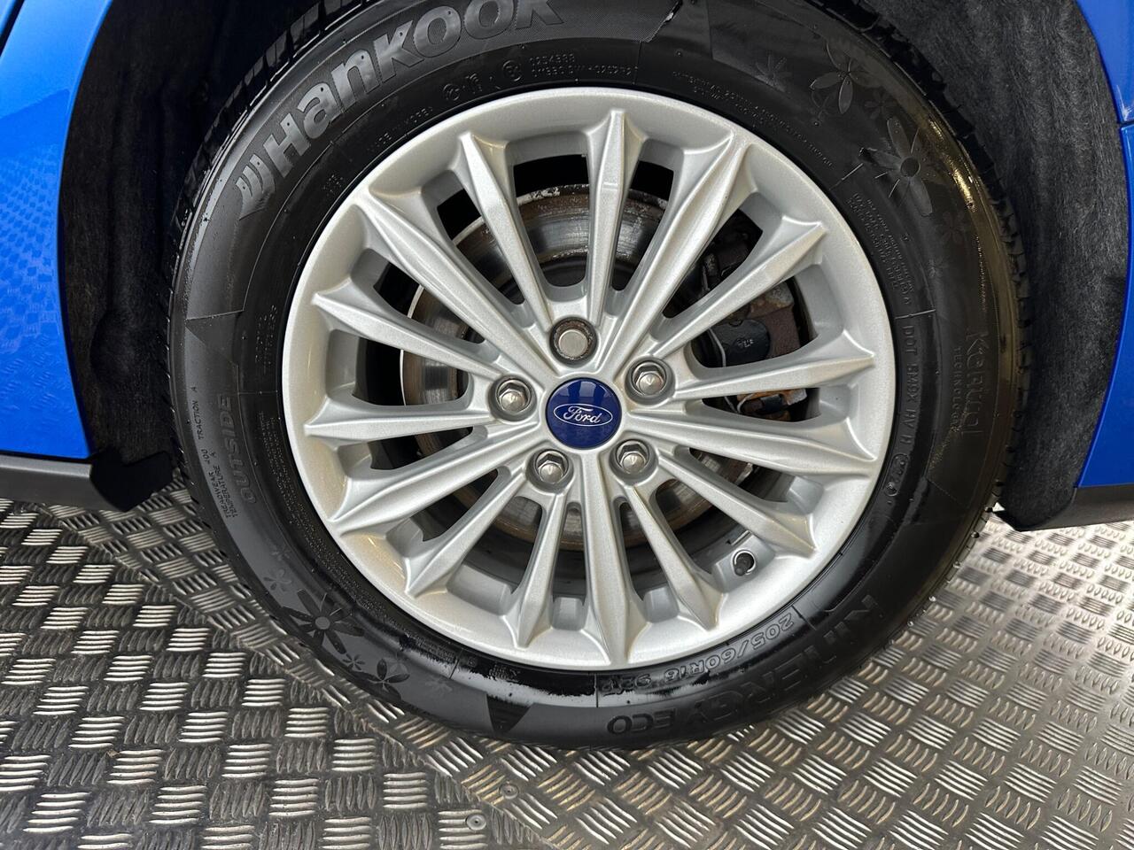 Ford Focus AF22SYT